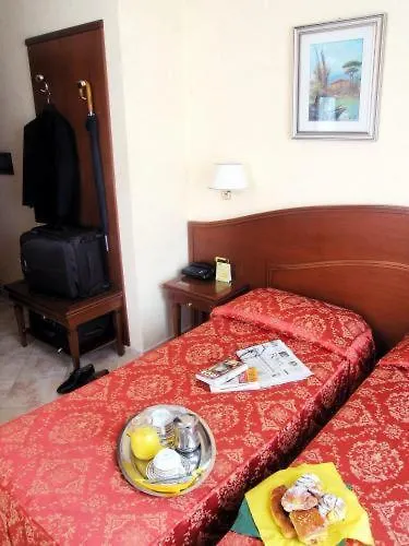 Hotel Dolomiti Rom