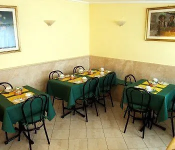 Hotel Dolomiti Rom 3*,